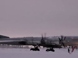 Ausländische Jets eskortieren: Moskau: Russische Bomber nördlich von Skandinavien unterwegs